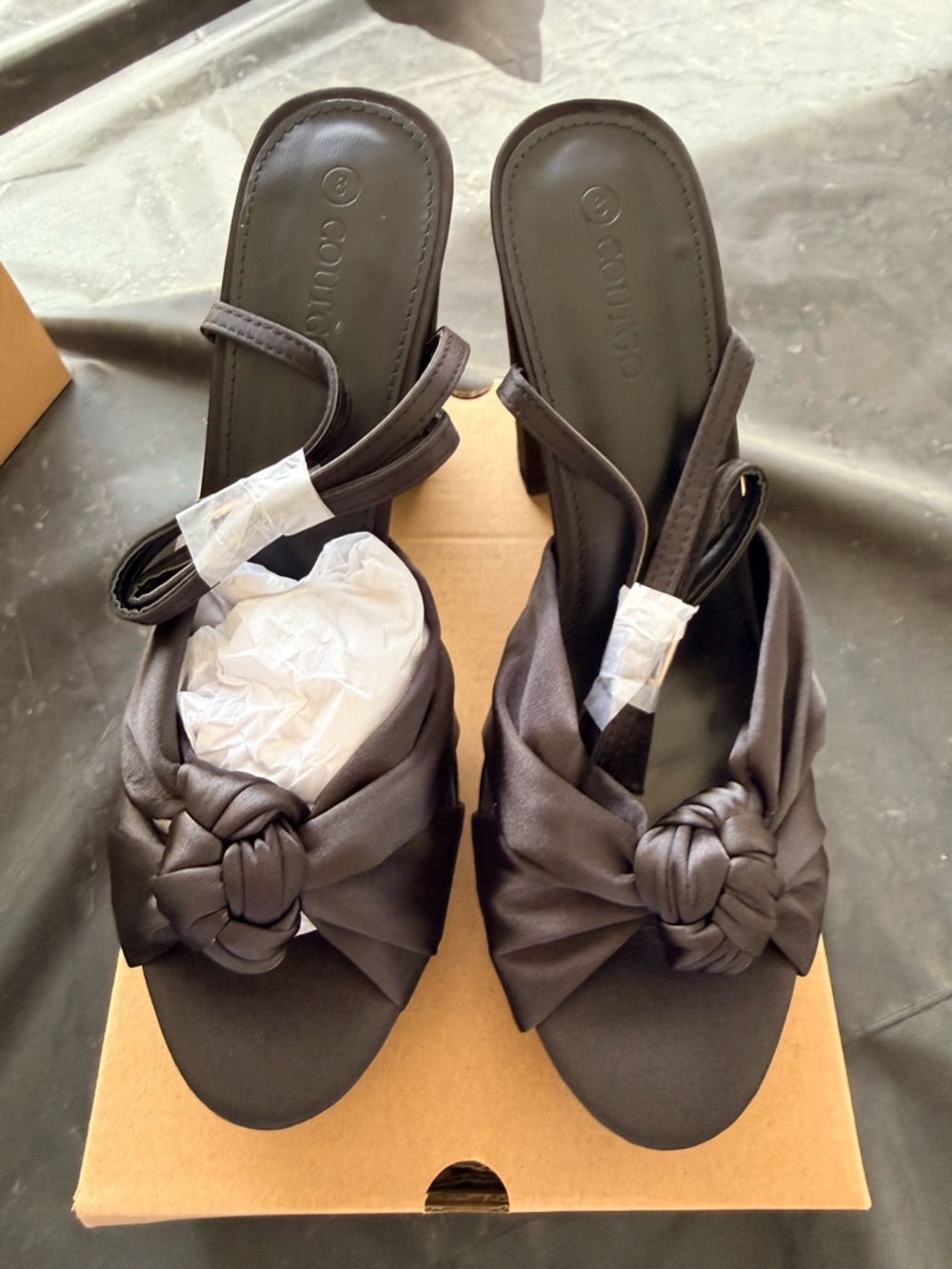 Comfortiva Women's Black Knot Front Slingback Heels